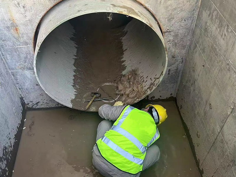 污水池套管漏水维修