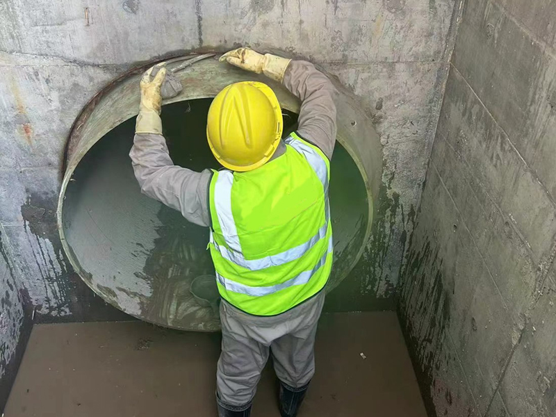 污水池套管漏水维修